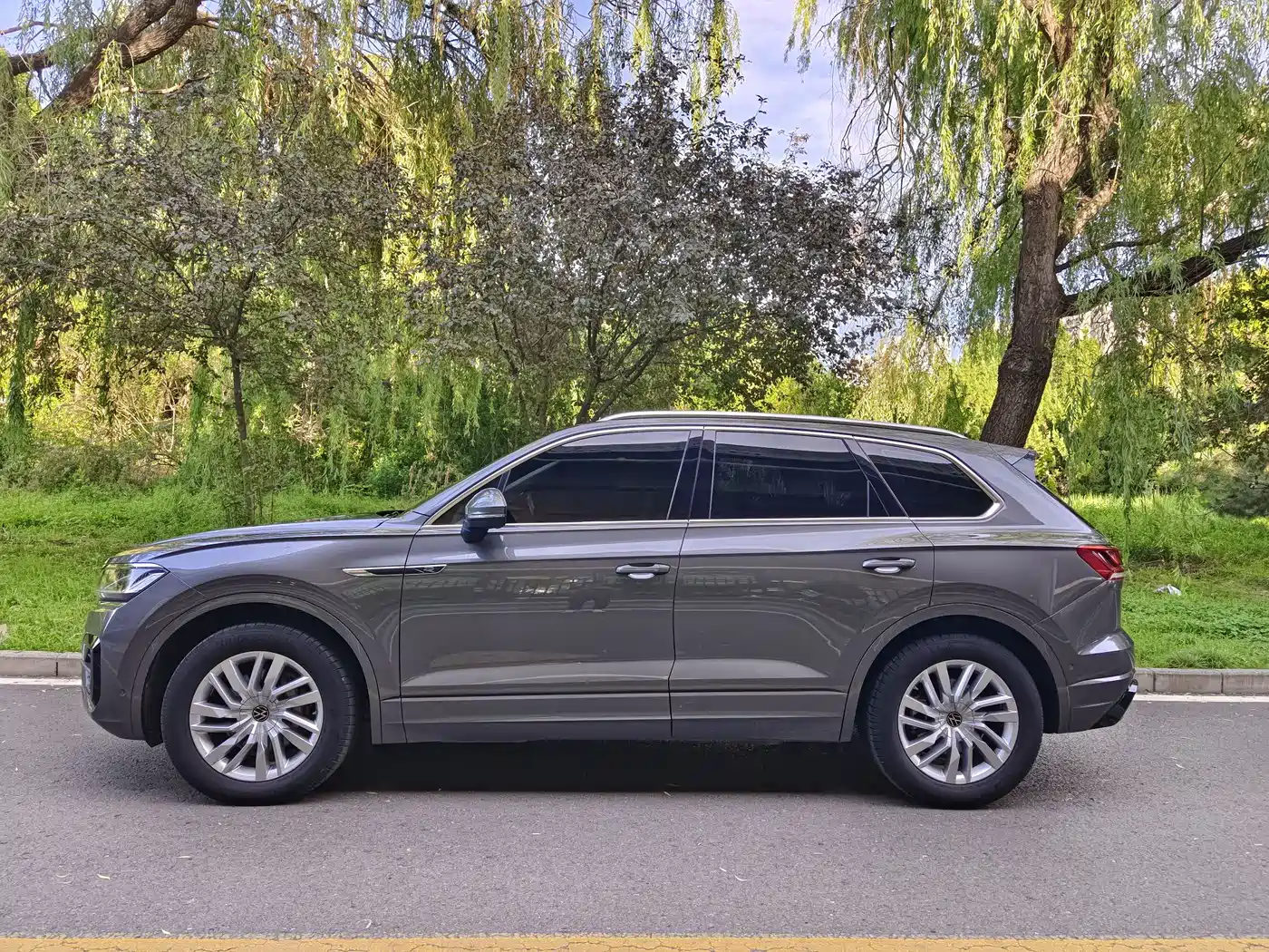 Volkswagen Touareg 2023 2022 2.0TSI Rui Shang Edition