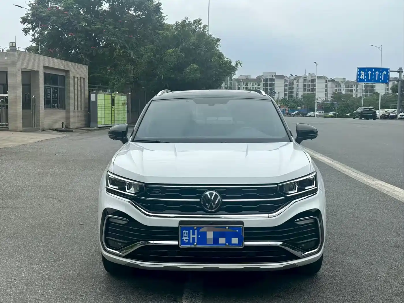 Volkswagen Tayron X 2023 330TSI 2WD Flagship Smart Edition фото 2