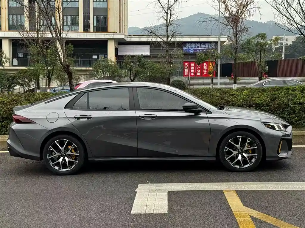 GAC Trumpchi Trumpchi Emkoo 2021 270T DCT J16 Edition фото 10