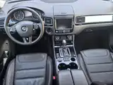 Фото 9 - Volkswagen Touareg