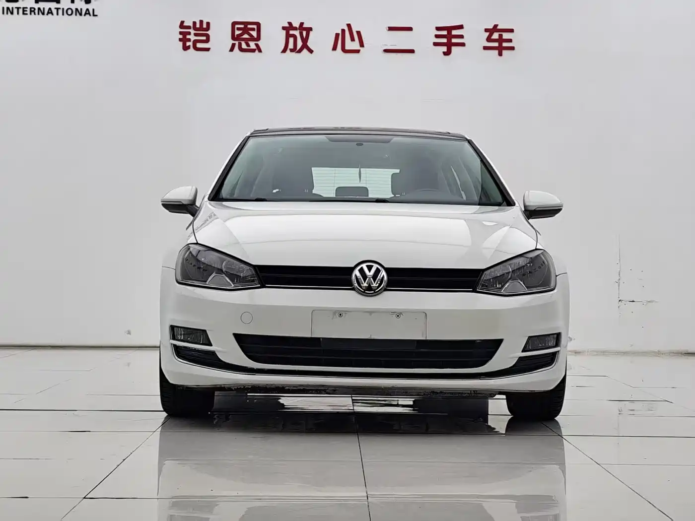 Volkswagen Golf 2015 1.6L Automatic Comfort фото 2