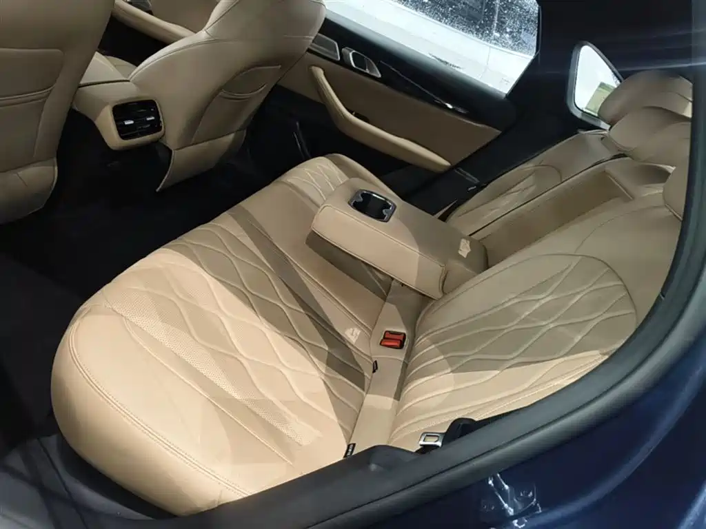 Geely Galaxy Galaxy A7 2025 EM-i фото 17