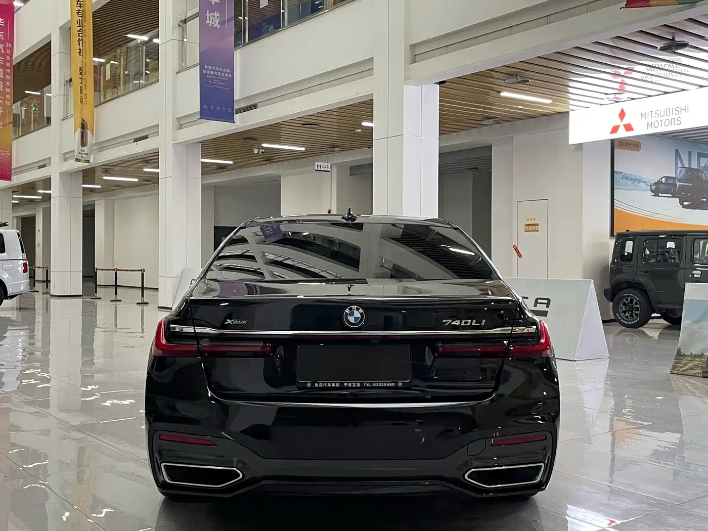 BMW 7 Series 2022 740Li xDrive Executive M Sport Package фото 3