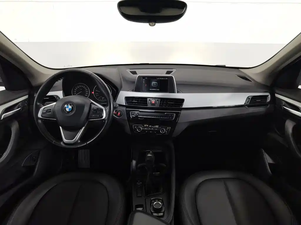 Фото 5 - BMW X1