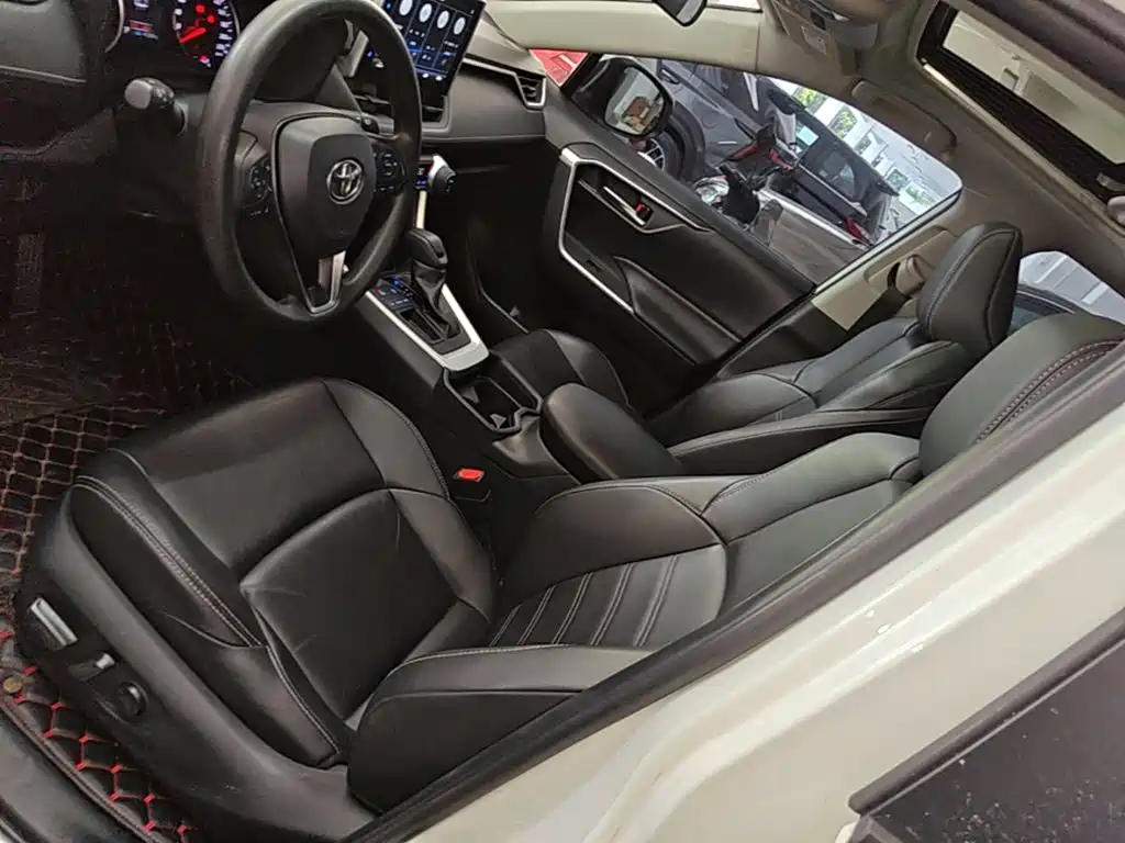 Toyota Wildlander 2021 2020 2.0L CVT 2WD Luxury Edition