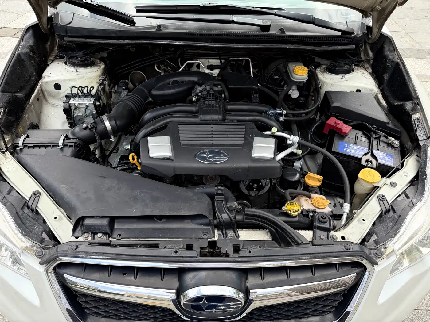 Subaru XV 2012 2.0i Luxury Edition фото 14