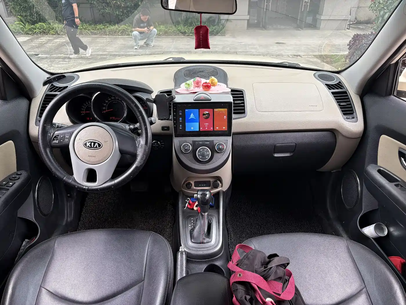 Kia Soul 2010 1.6L AT Premium фото 8