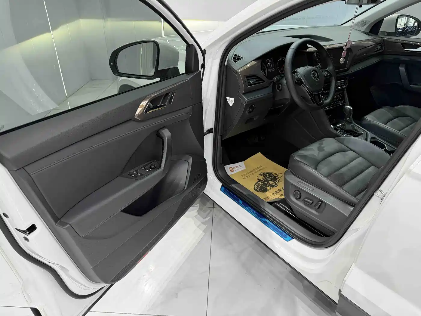 Volkswagen Tharu 2021 280TSI 2WD Luxury Plus фото 11
