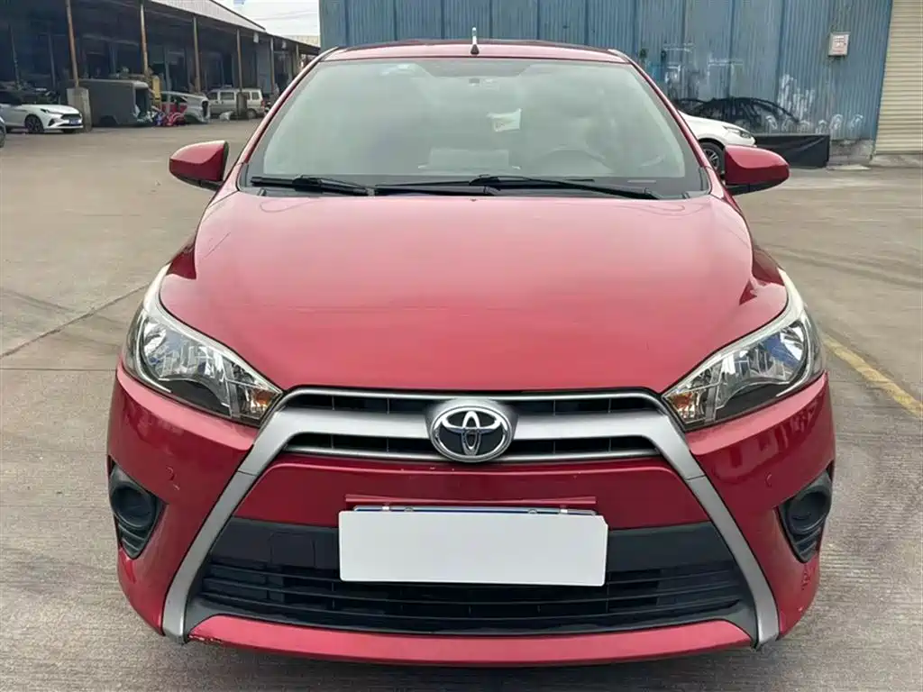 Toyota YARiS L Zhi Xuan 2015 1.5E Auto Charming Edition фото 3