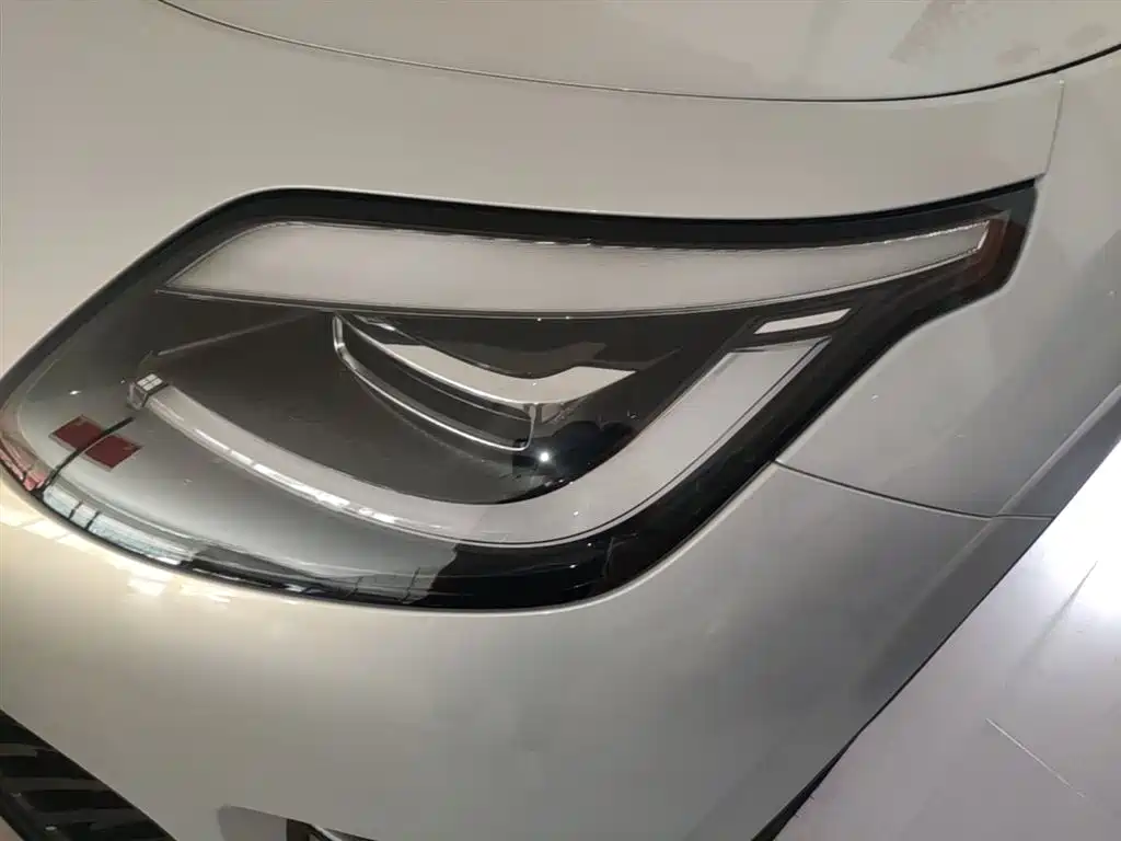 Aion UT 2026 2025 Model 330 Starlight Edition
