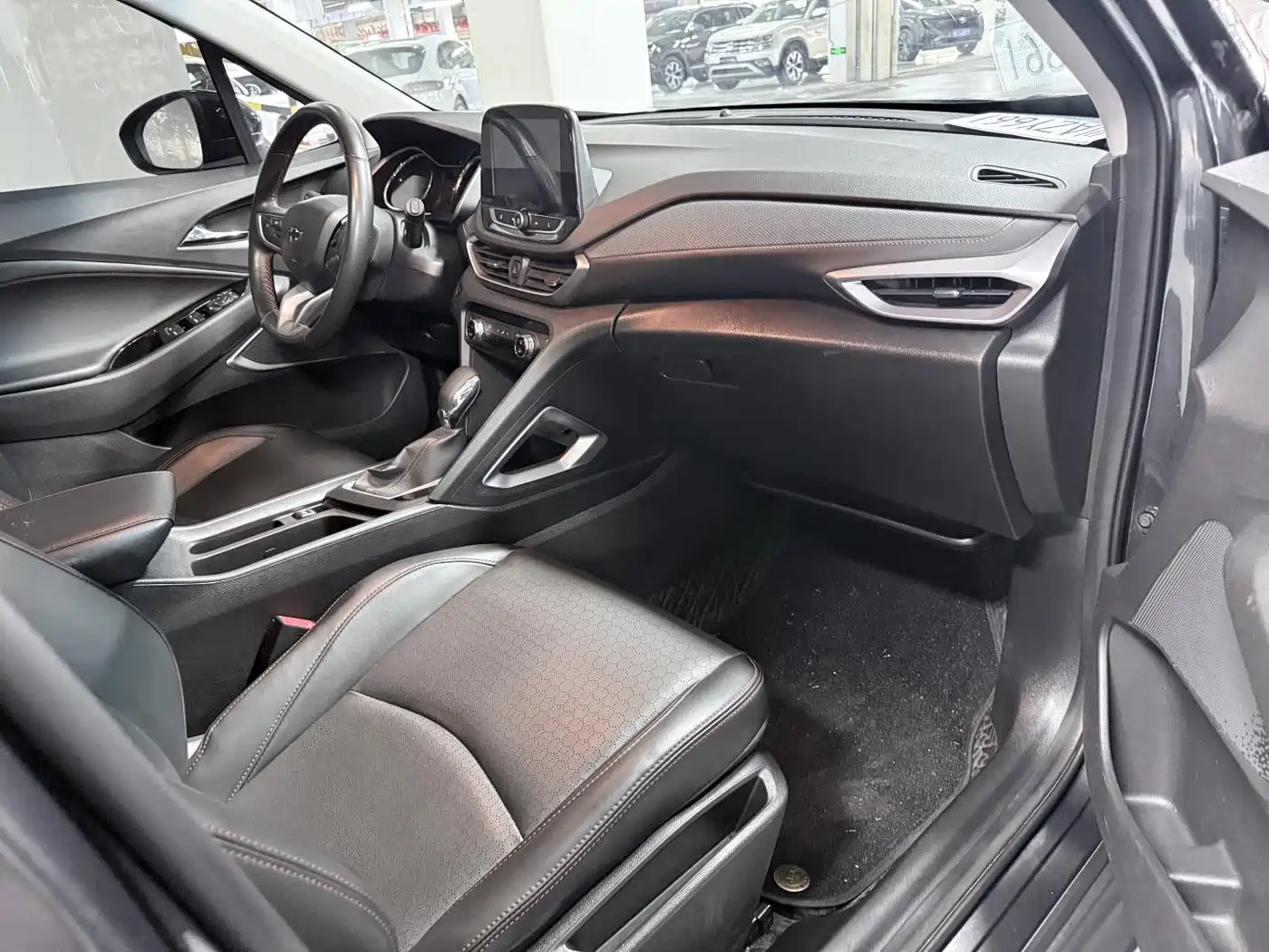 Chevrolet Volando 2019 Redline 530T Automatic Premium Enjoyment Edition (5+2 seater) China VI фото 14