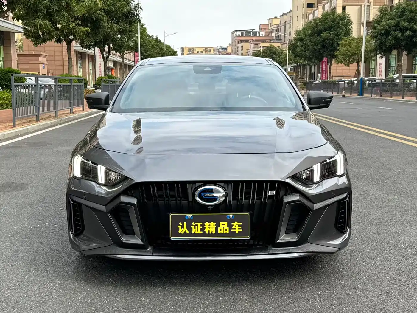 GAC Trumpchi Trumpchi Emkoo 2023 Shadow Leopard H Smart Hybrid фото 2
