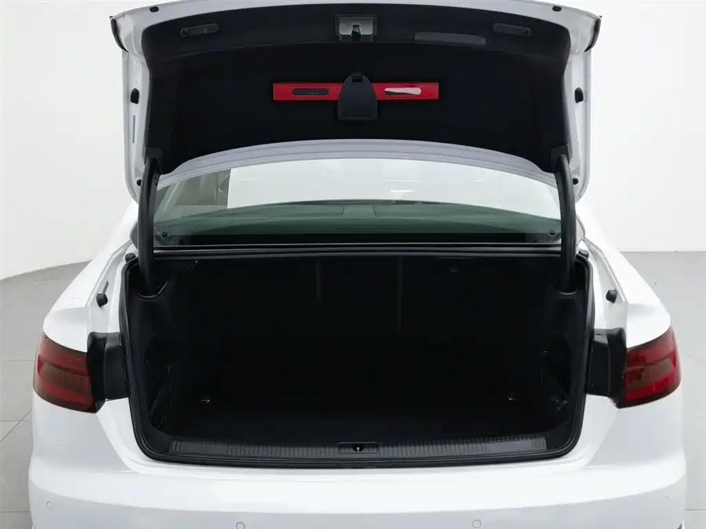 Audi A4L 2019 40 TFSI Fashion (China VI) фото 16