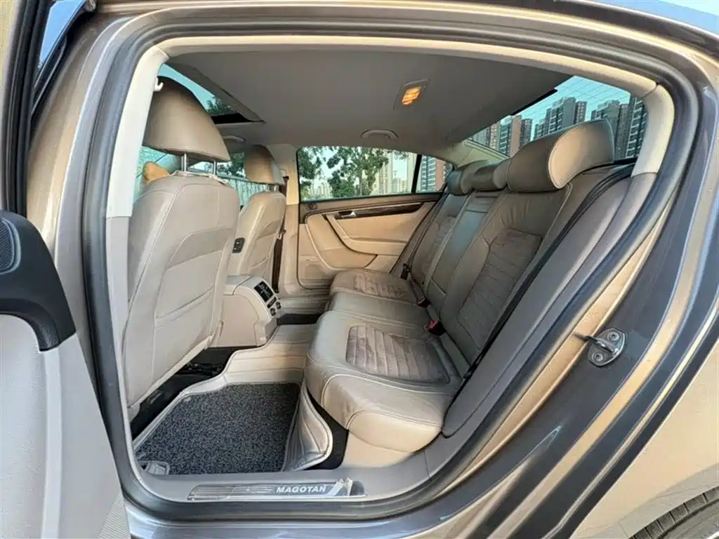 Volkswagen Magotan 2013 1.8TSI Premium фото 6