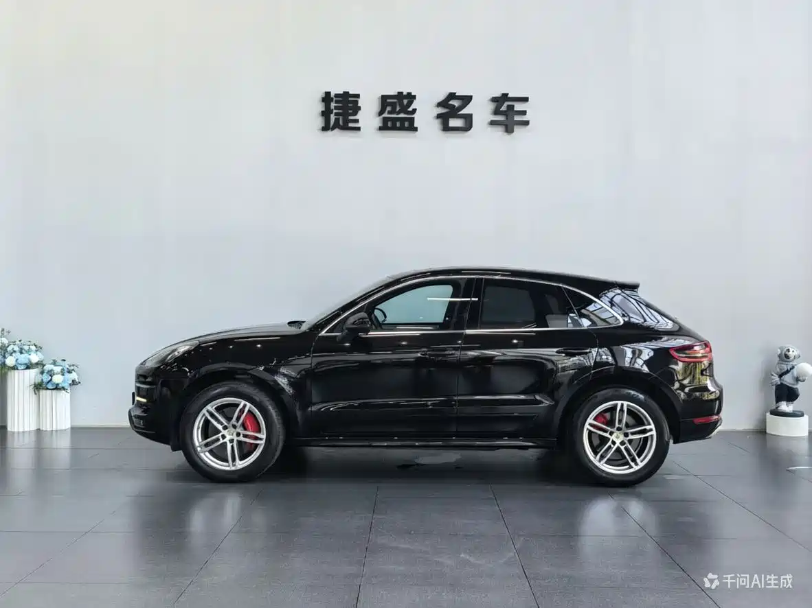 Porsche Macan 2016 Macan Turbo 3.6T фото 3
