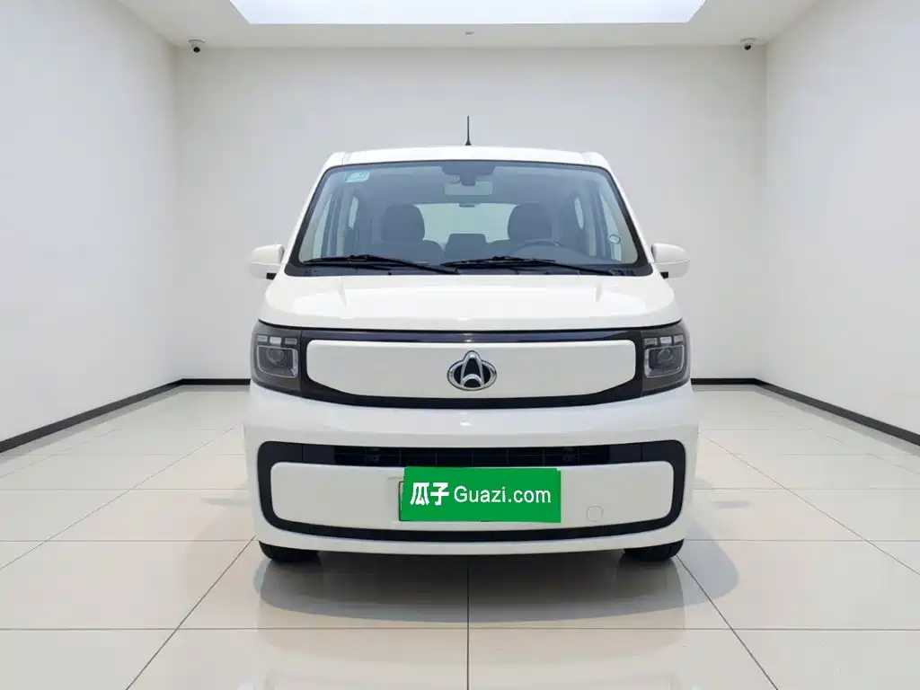 Changan Kaicheng Changan Ruixing EM60 2025 2025 Passenger Version Comfort 6-Seater 300km with Lift-up Tailgate