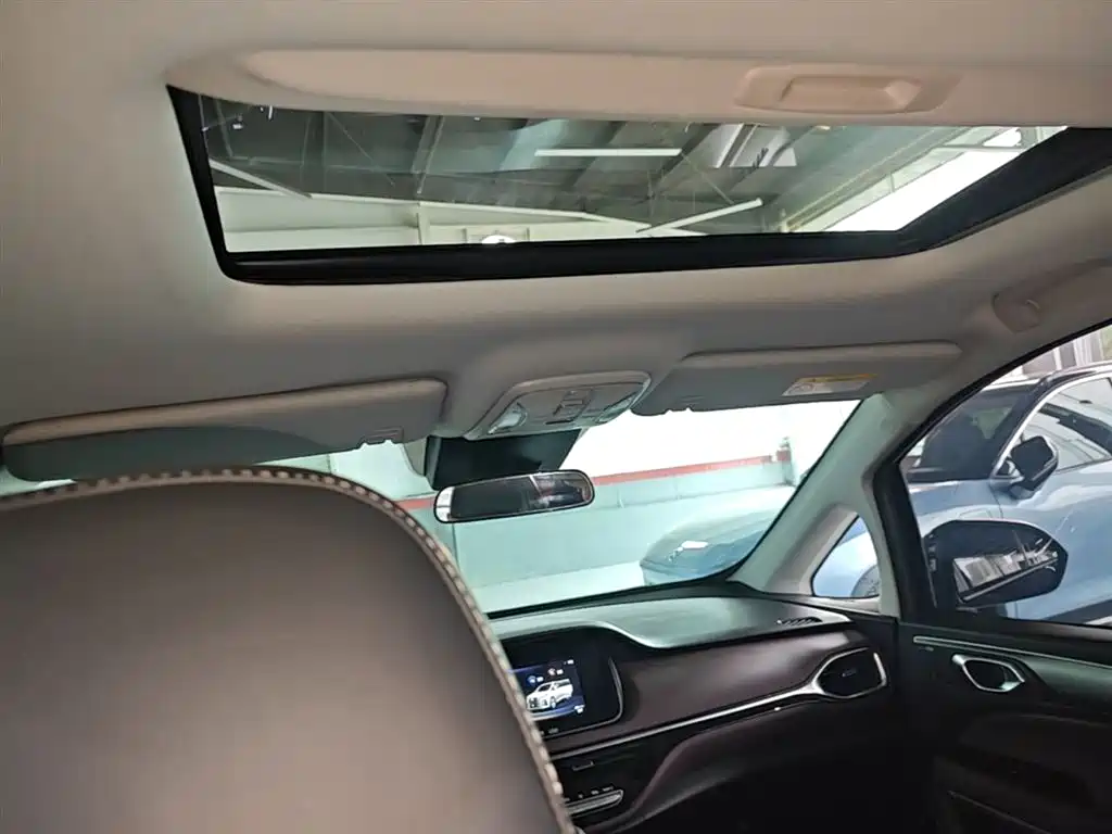 GAC Trumpchi Trumpchi M6 2023 PRO 270T DCT Luxury Edition фото 18