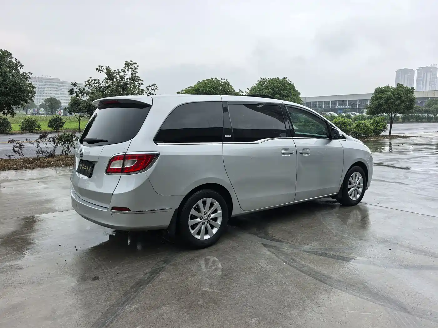 Buick GL8 2013 2.4L CT Luxury Business Comfort Edition фото 4