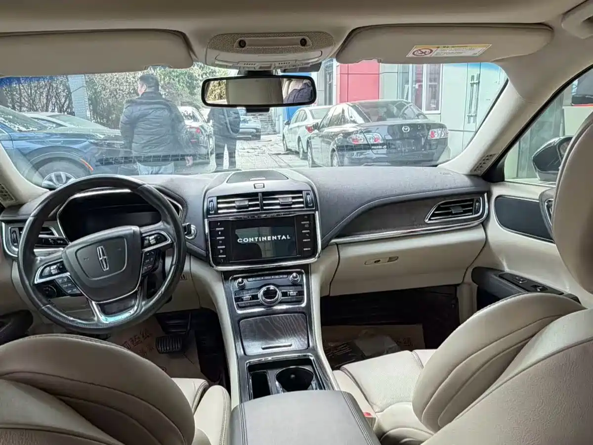 Lincoln Continental 2018 2017 2.0T 2WD Premium Edition