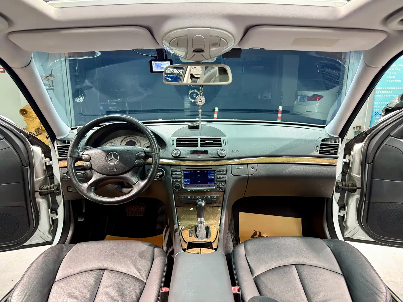 Mercedes-Benz E-Class 2007 E 230 Fashion фото 12