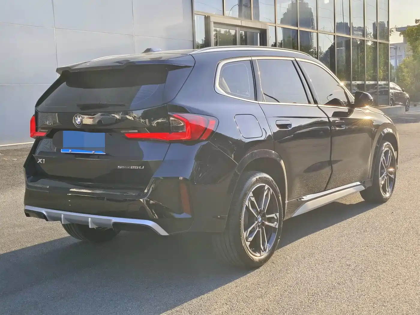BMW X1 2026 Model Year sDrive25Li M Sport Package фото 18