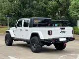 Фото 10 - Jeep Gladiator