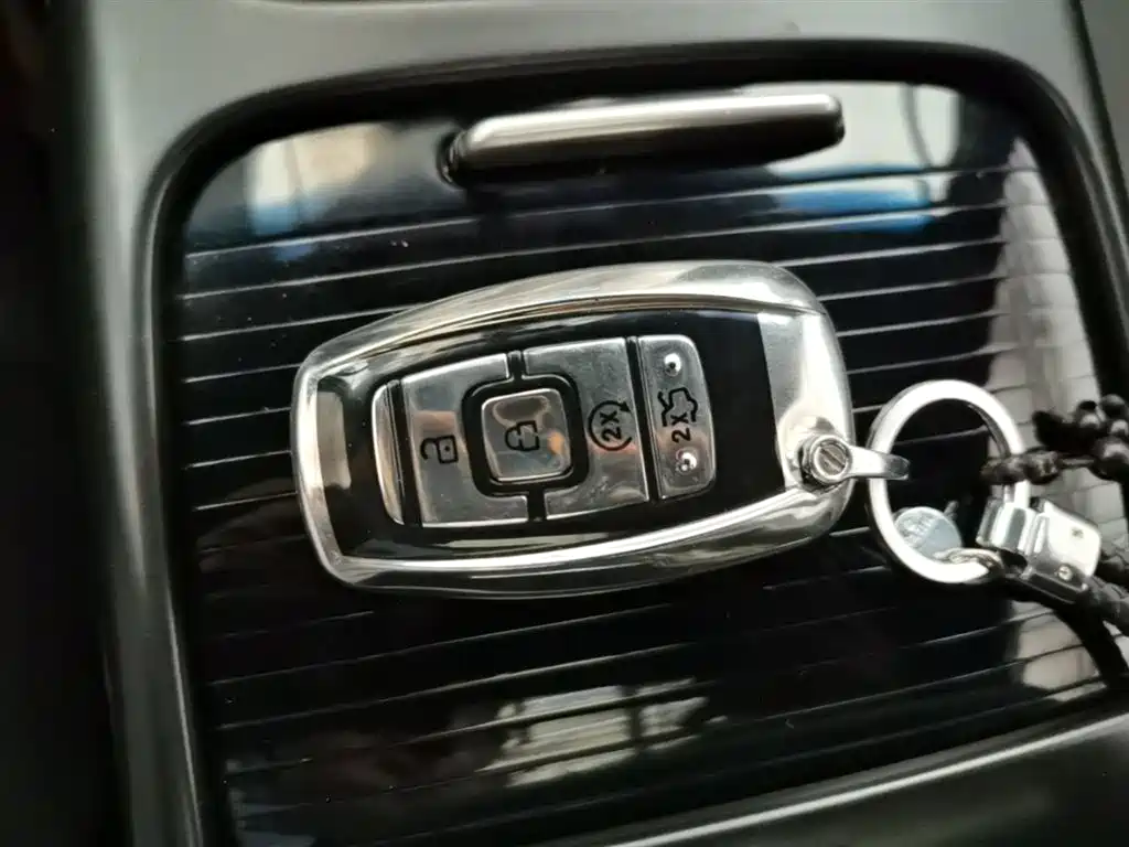 Lincoln Nautilus (Import) 2021 2020 2.0T Submarine Edition