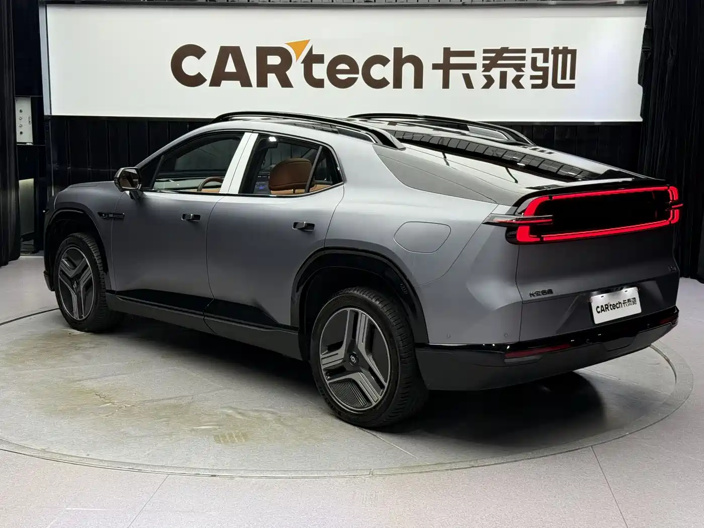 CHANGAN E07