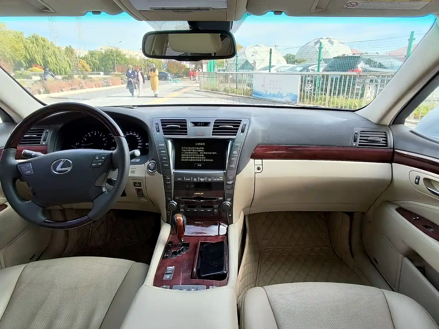 Lexus LS 2006 460L фото 16
