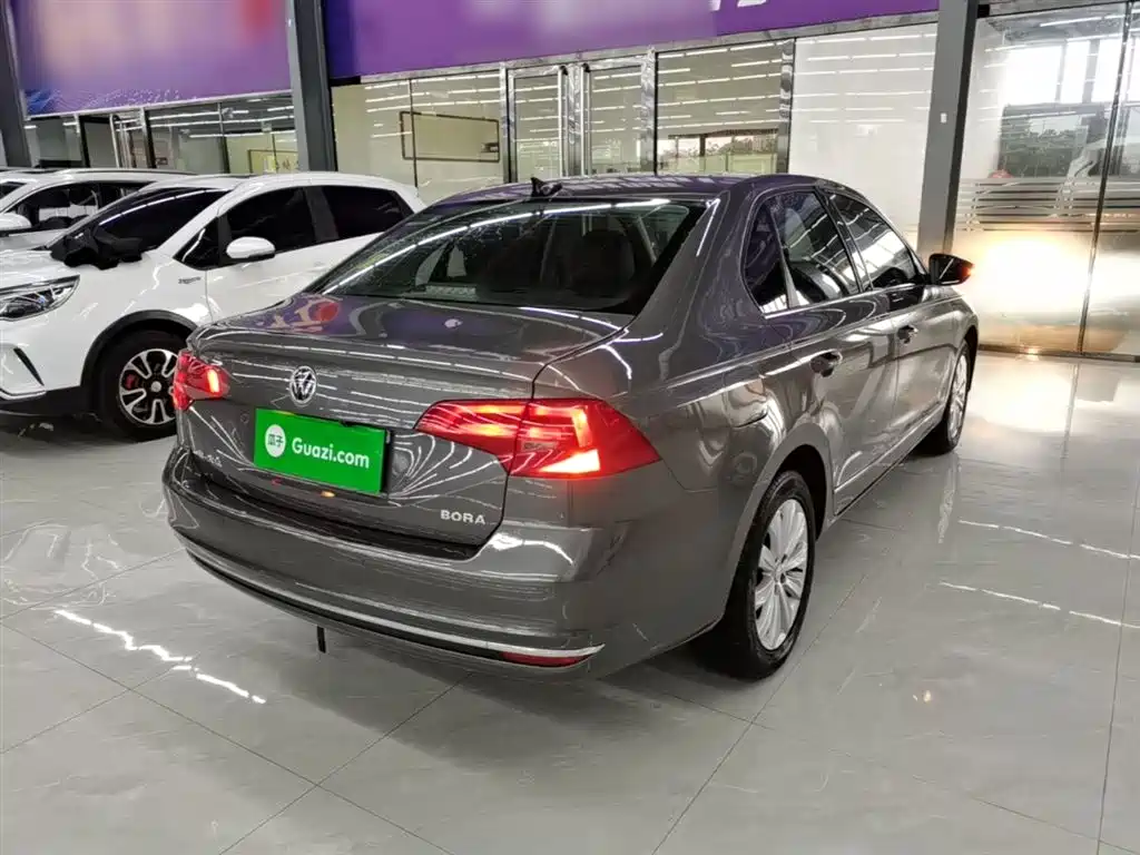 Volkswagen Bora 2016 Model 1.6L Automatic Comfort фото 7