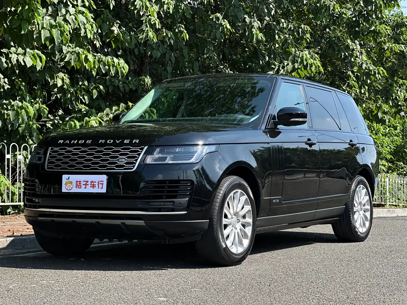 Land Rover Range Rover 2018 3.0 SC V6 Vogue Heritage Extended Edition