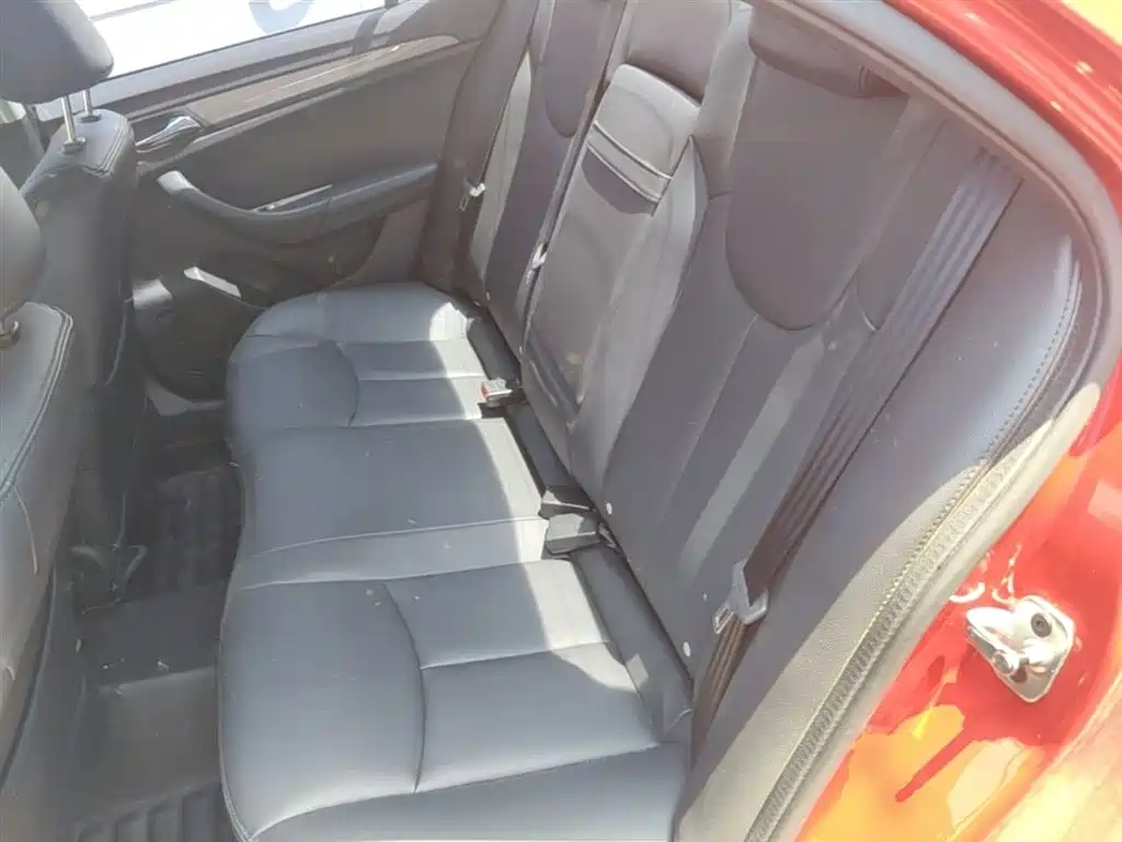 Roewe 360 2016 2015 1.5L Automatic Luxury