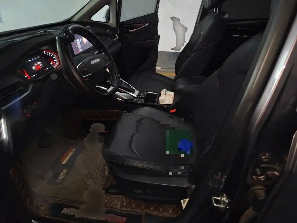 SAIC Maxus Maxus G50 2019 2019 1.5T First Edition Automatic Luxury 6-Seater