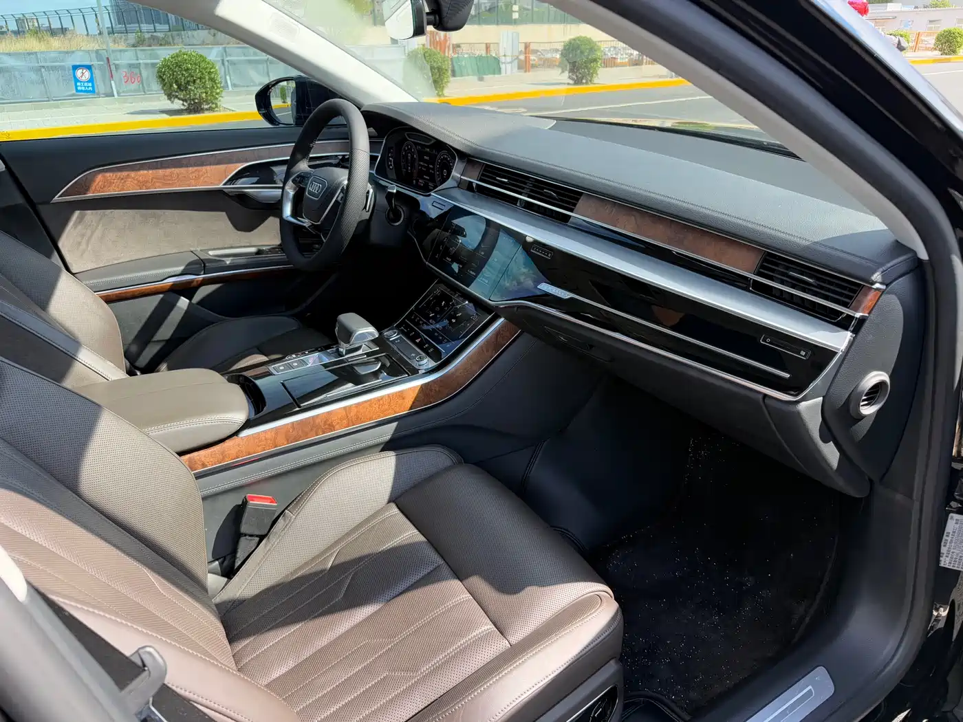 Audi A8 2018 A8L 55 TFSI quattro Luxury фото 10