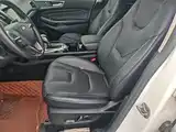 Фото 22 - Ford Edge
