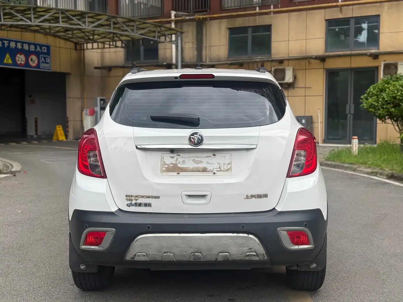 Buick Encore 2015 1.4T Automatic 2WD Urban Elite фото 5