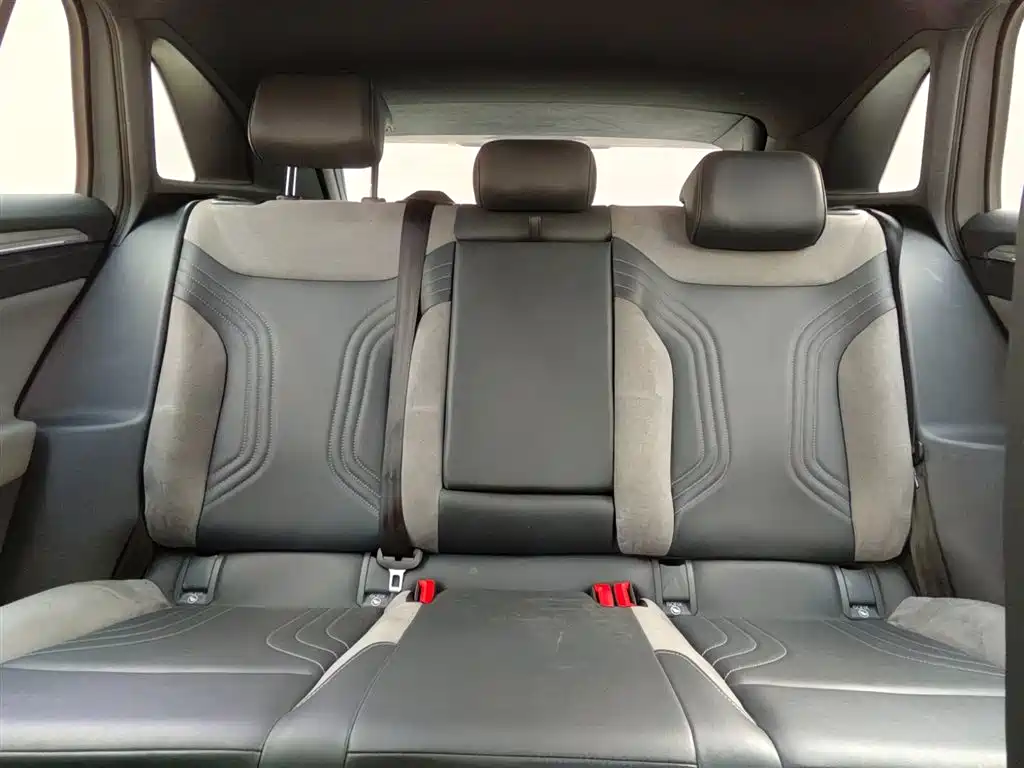 VOLKSWAGEN ID.4 CROZZ