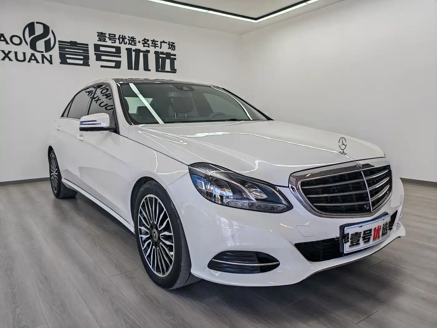 Mercedes-Benz E-Class 2015 E 320 L фото 3