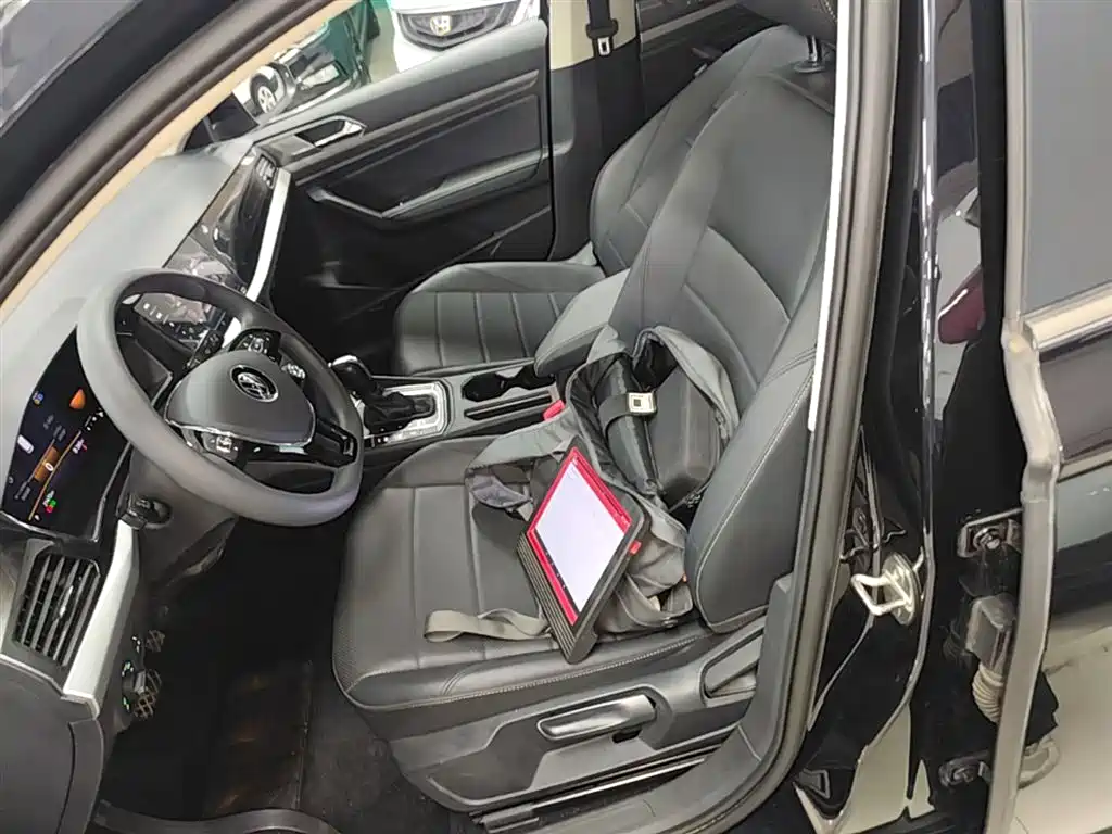 Volkswagen Lavida 2022 1.5L Auto Comfort Edition фото 15