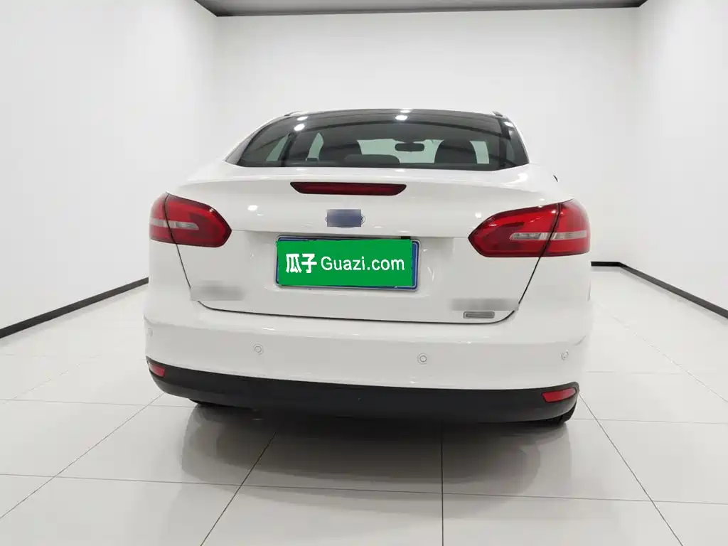 Photo 3 - Ford Focus