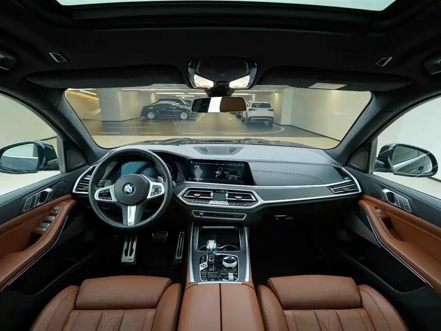 BMW X7 2022 xDrive40i Exclusive M Sport Package фото 19