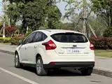 Фото 7 - Ford Focus