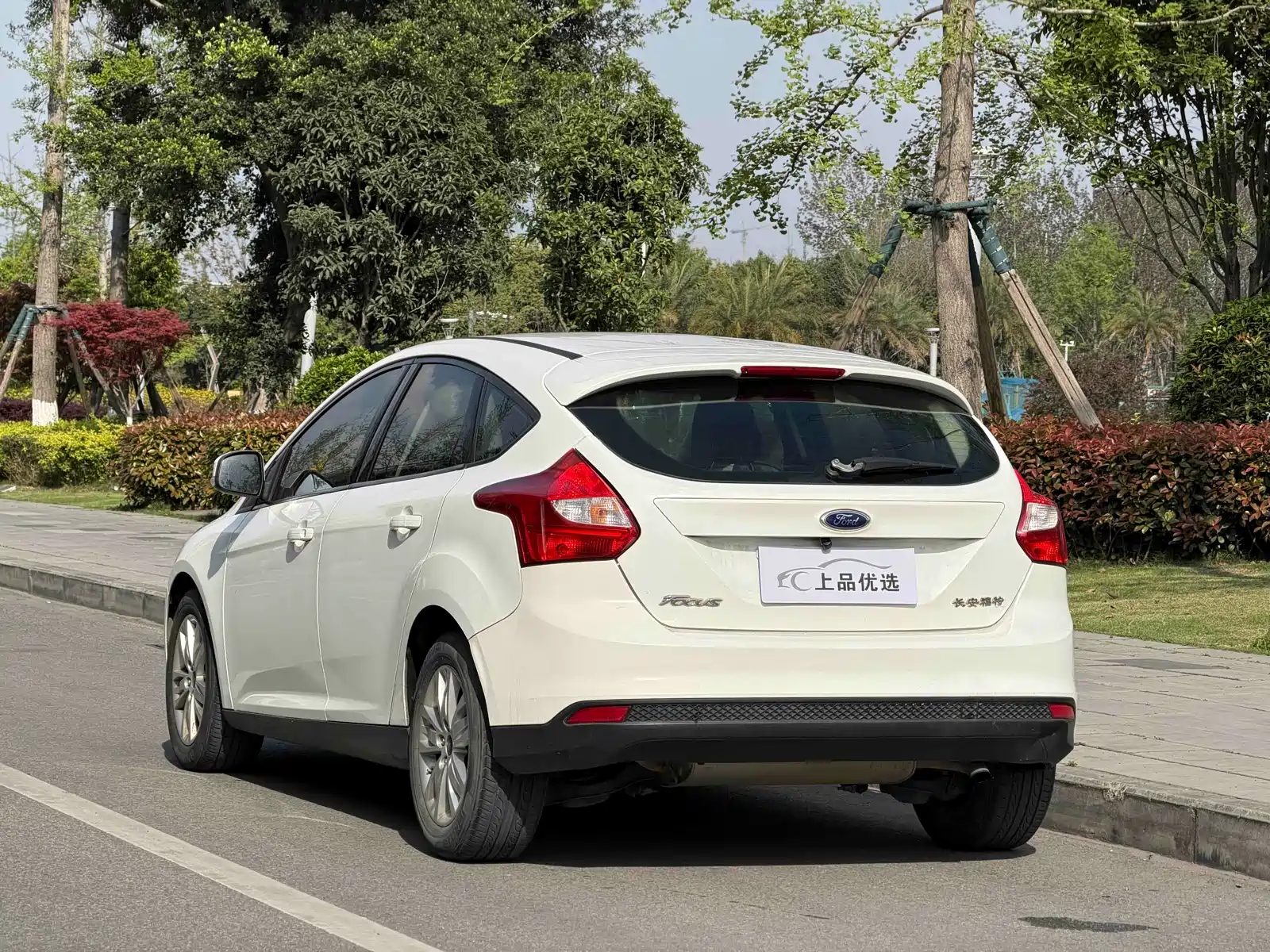 Фото 7 - Ford Focus