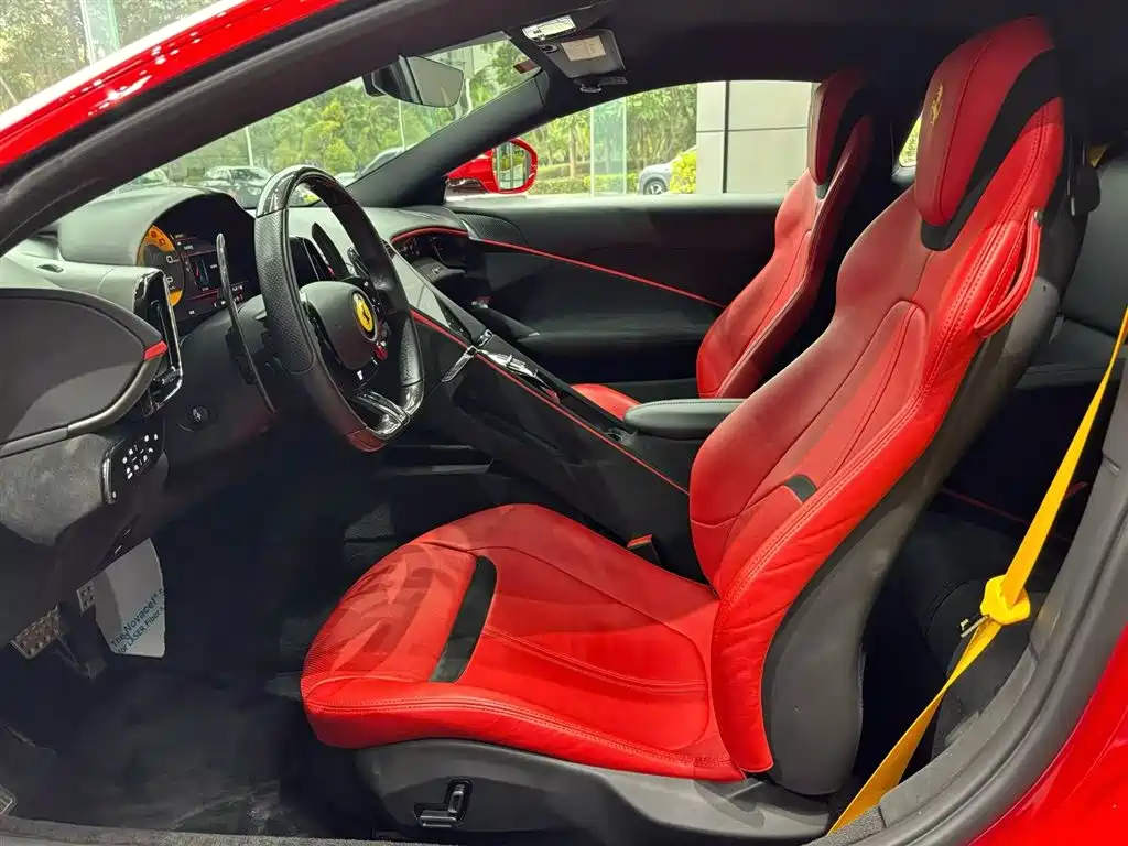 Ferrari Roma 2021 2020 3.9T V8