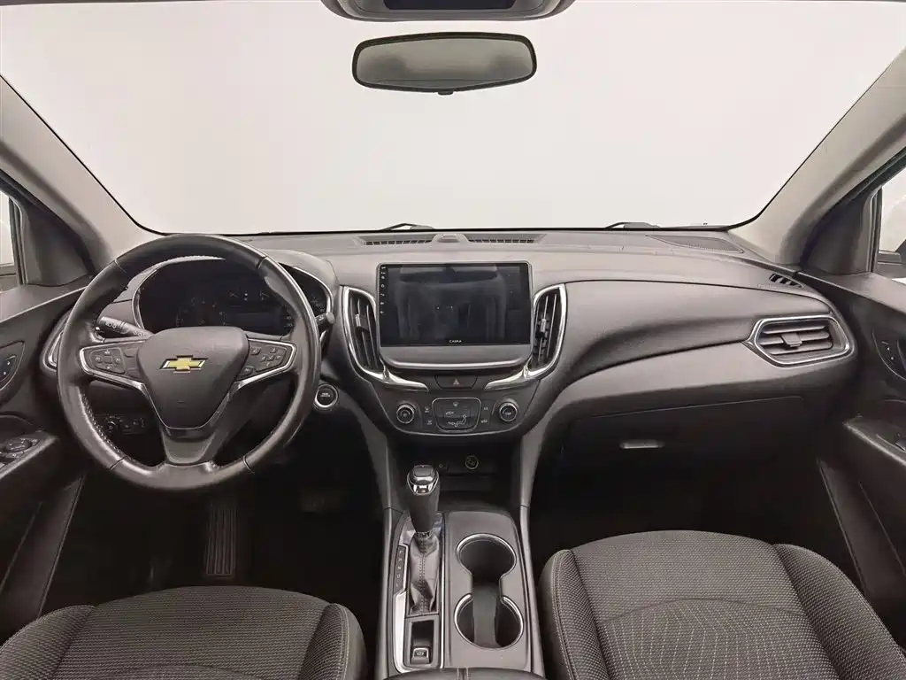 Chevrolet Equinox 2018 535T Automatic Galloping Edition фото 5