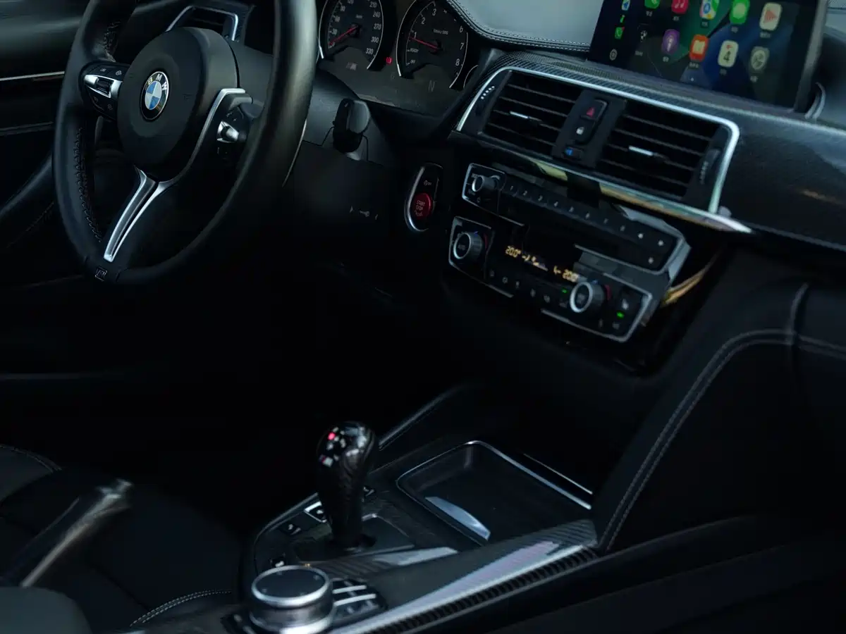BMW M4 2019 M4 Coupe Shadow Edition фото 10
