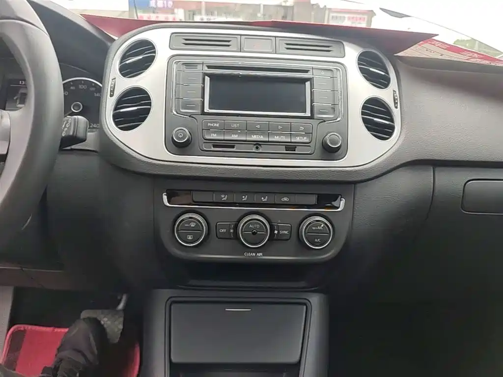 Volkswagen Tiguan 2016 280TSI Automatic 2WD Silk Road Comfort фото 13