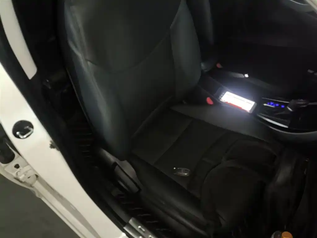 Hyundai Langdong 2015 1.6L Auto Premium фото 25
