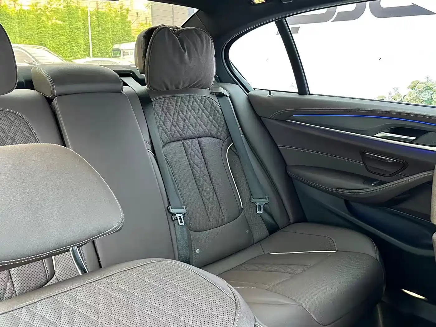 BMW 5 Series 2021 530Li Premium M Sport Package фото 18