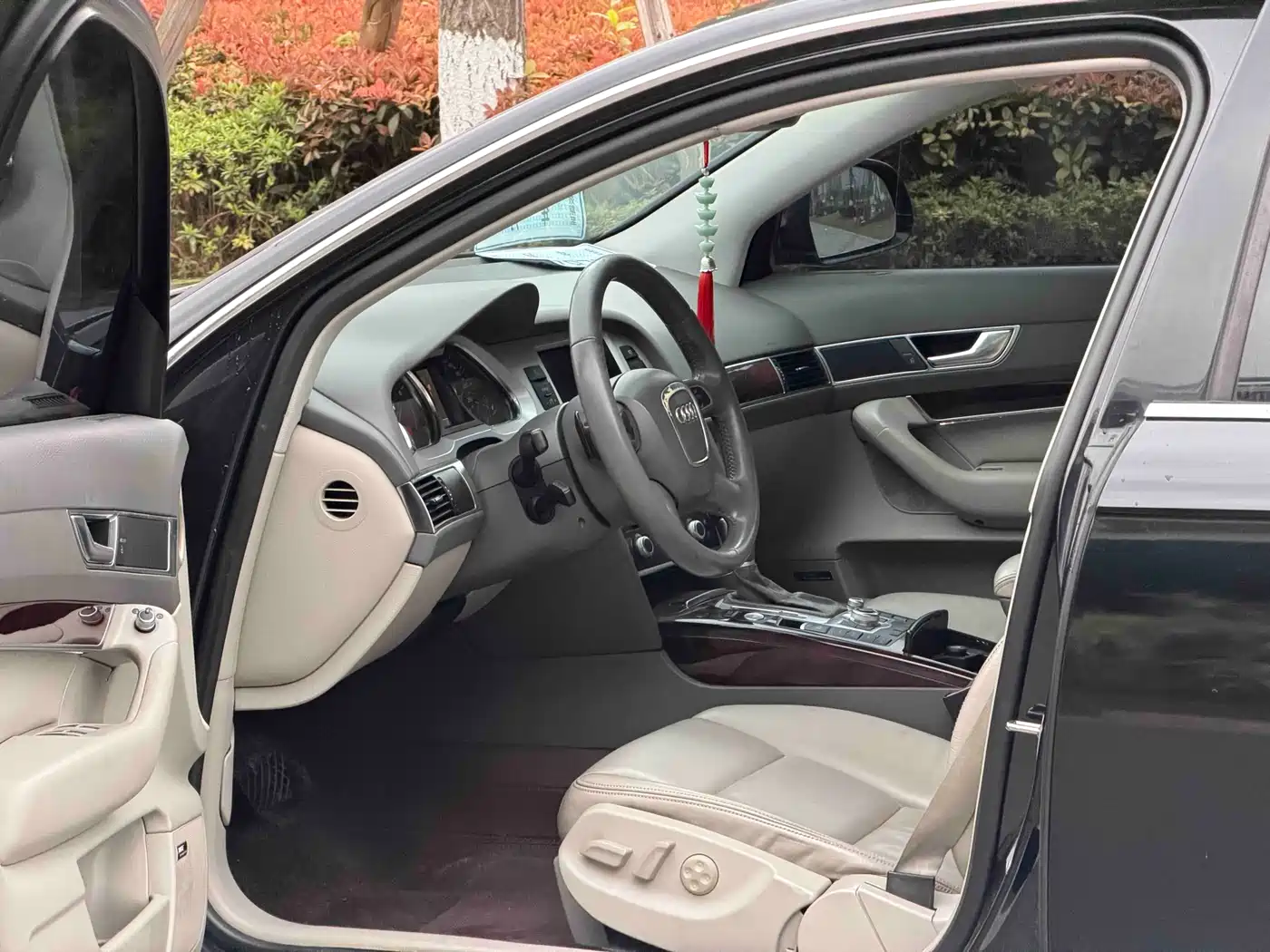 Audi A6L 2011 Model 2.8 FSI Comfort фото 8